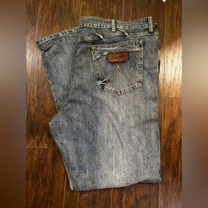 Wrangler Men's Classic Denim Jeans